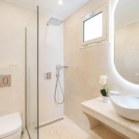 Synthea 4* Хриси-Амудия